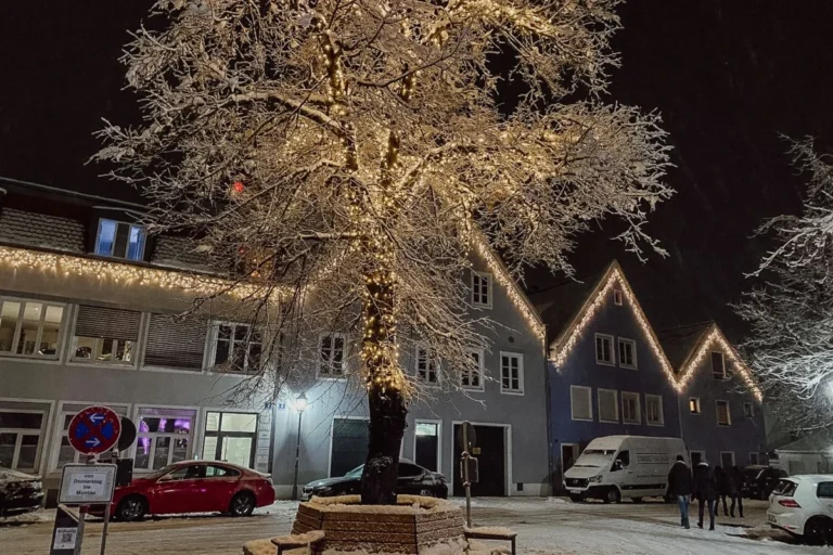 Gewerbeimmobilie Abensberg Aventinusplatz - Außenansicht